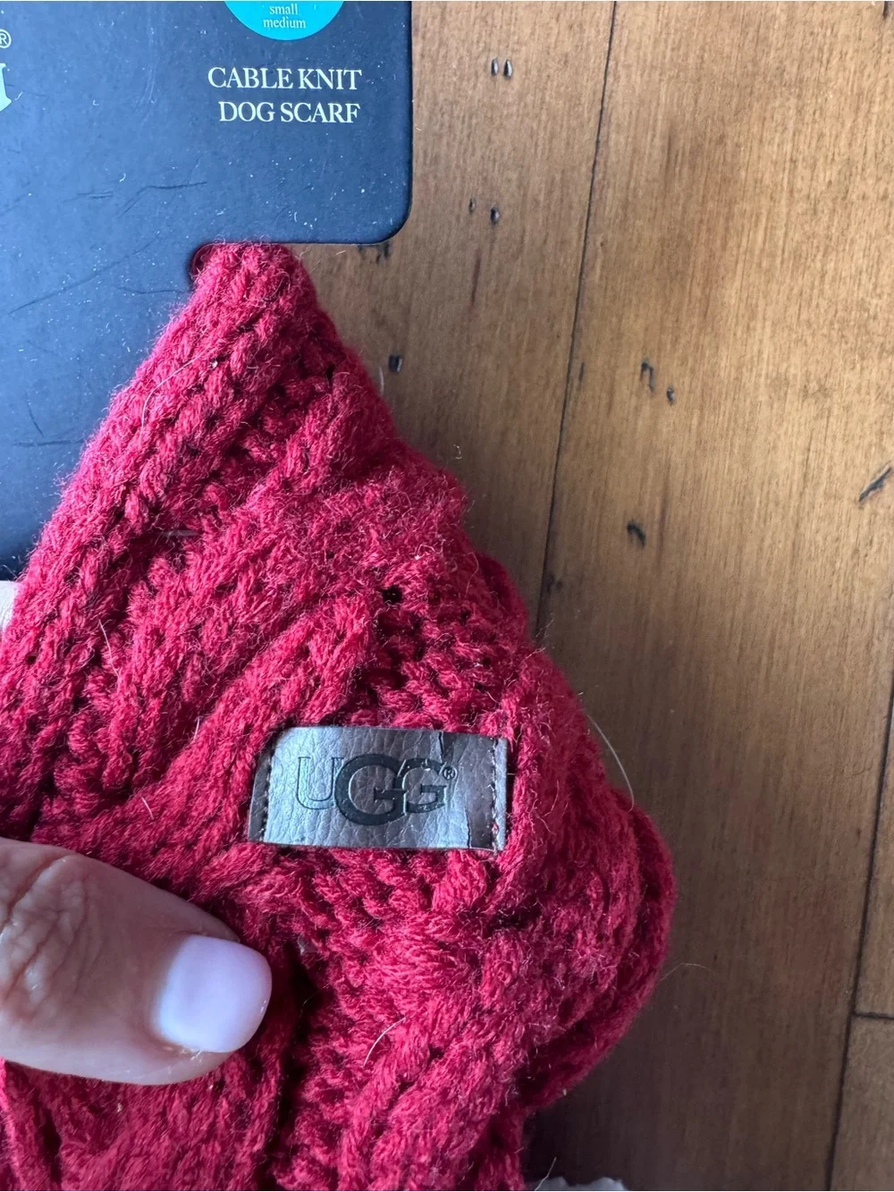UGG Cable Knit Dog Scarf with Pom Poms Burgundy Wine Red S/M NWT